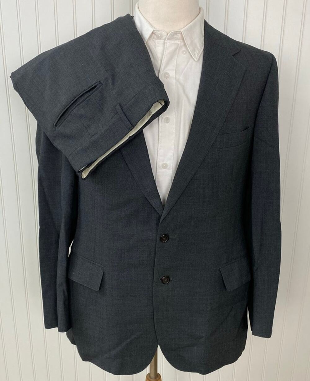 VTG Polo University Club Ralph Lauren 2-piece pleated wool 2-button suit, 42R